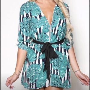 Palm tree print dress 🌴